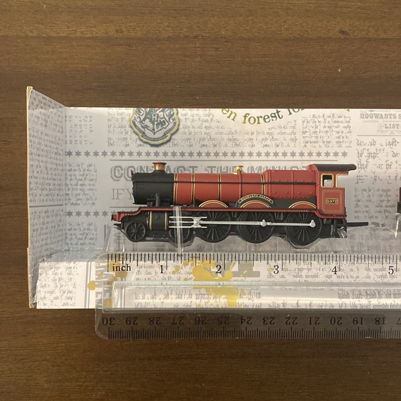 Corgi Harry Potter Wizarding World Hogwarts Express Die-cast Metal Collectible - Picture 6 of 7